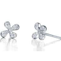 伟德国际蒋勤勤夫妇现身浦东机场陈建斌身高缩水干巴瘦又老又土像民工