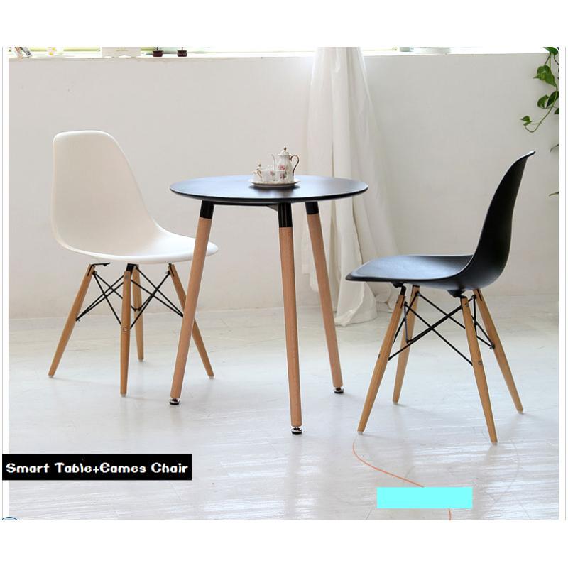 迈亚家具 洽谈圆桌椅组合实木宜家北欧休闲简约白色咖啡方桌小圆台餐书桌子 伊姆斯塑料椅蓝色.