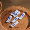 LICHEN 陶瓷筷子架景德镇青花瓷器釉中彩牡丹花餐具附件一个长6厘米优品