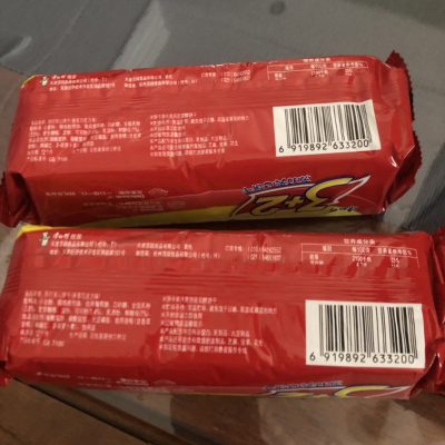 康师傅 3+2苏打夹心饼干 香草巧g力味375g晒单图