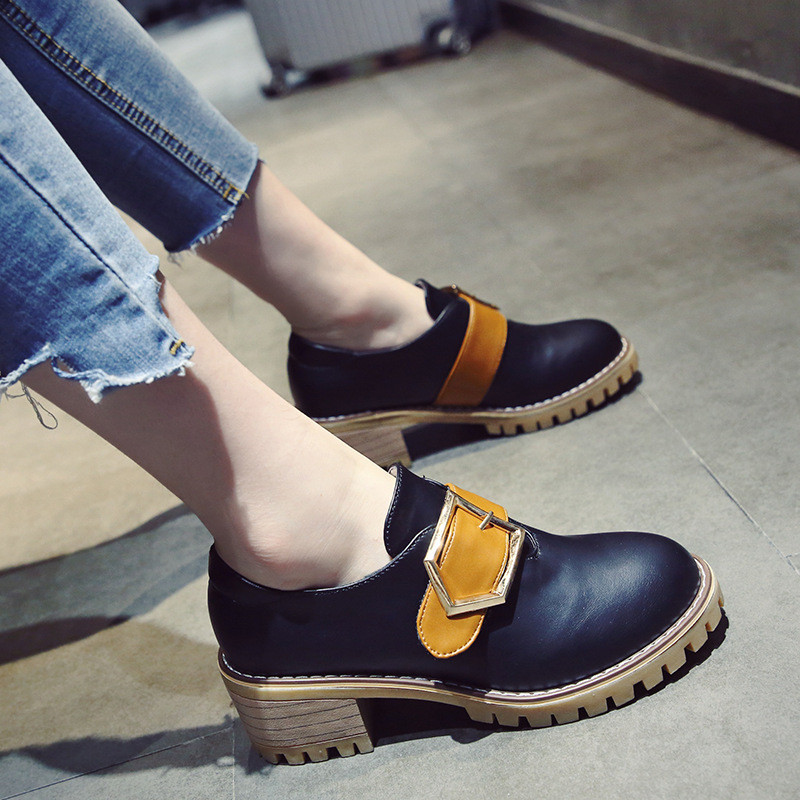 2017秋季新款英伦风小皮鞋女时尚方扣粗跟单