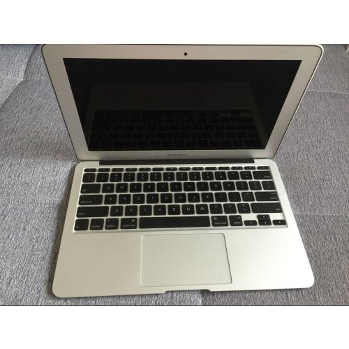 苹果macbook air 11寸