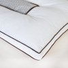 吉祥三宝(Geely Sanbo)家纺 护颈枕芯 药物枕 助眠枕 白色 45*70cm