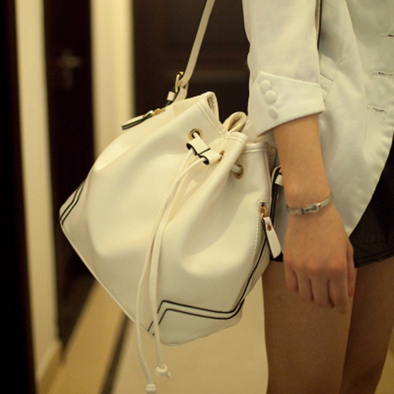薇思黛 2016新款 潮韩版时尚百搭水桶包女士单肩斜挎包大包包女包 白色