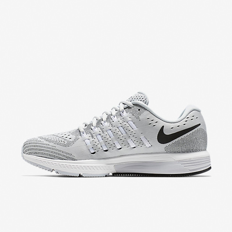 NIKE耐克男鞋AIR ZOOM VOMERO 11 登月减震休闲鞋运动鞋跑步鞋 818099 818099-002 40码