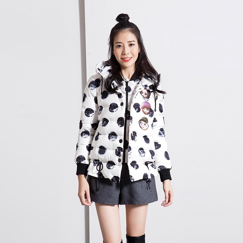 冬装连帽卡通图案荷叶边短款羽绒服 L 黑色
