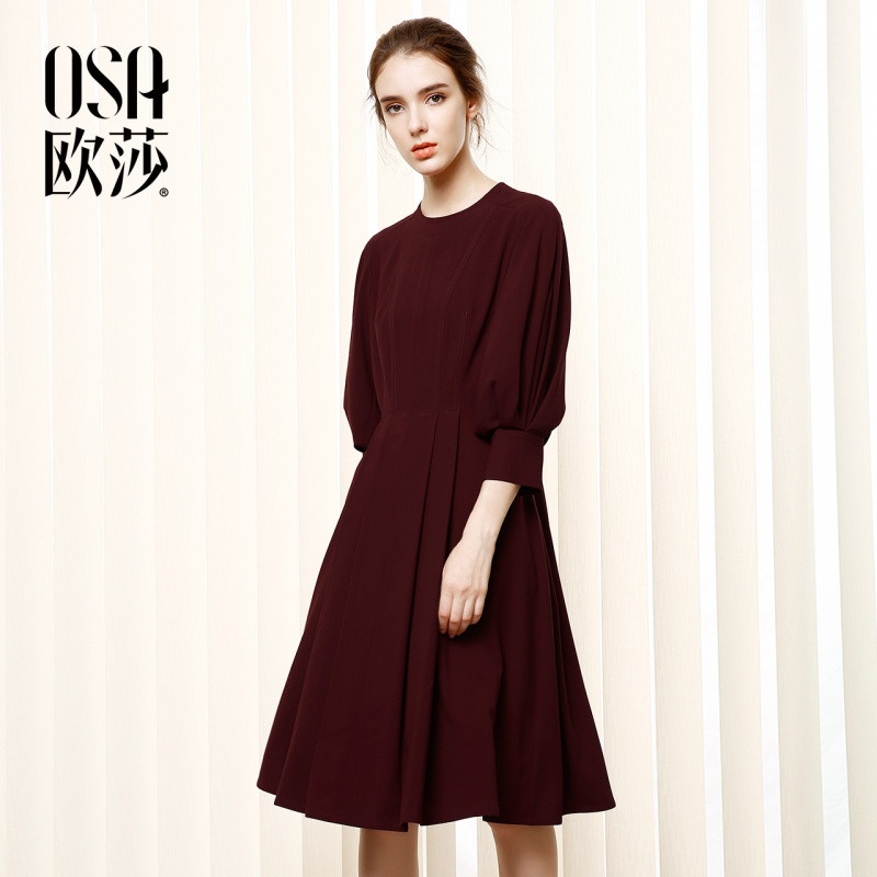 OSA欧莎2017秋装新款女装酒红色圆领高腰九分袖连衣裙A字裙C13015 L 酒红色.
