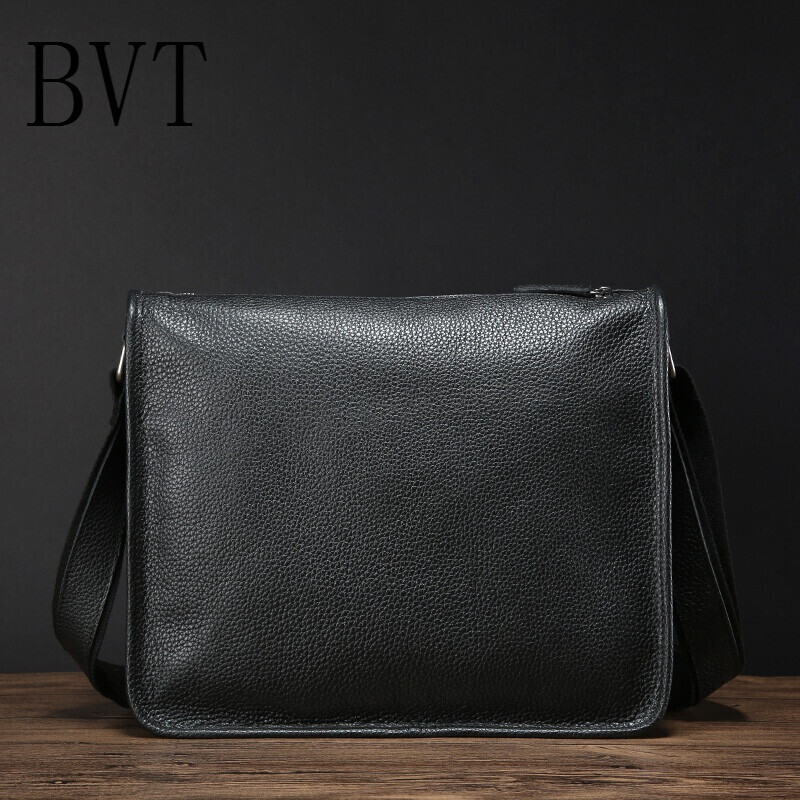 BVT皮单肩包男款复古简单头层牛皮单肩斜跨背包大容量休闲公务包男式包黑色 默认颜色