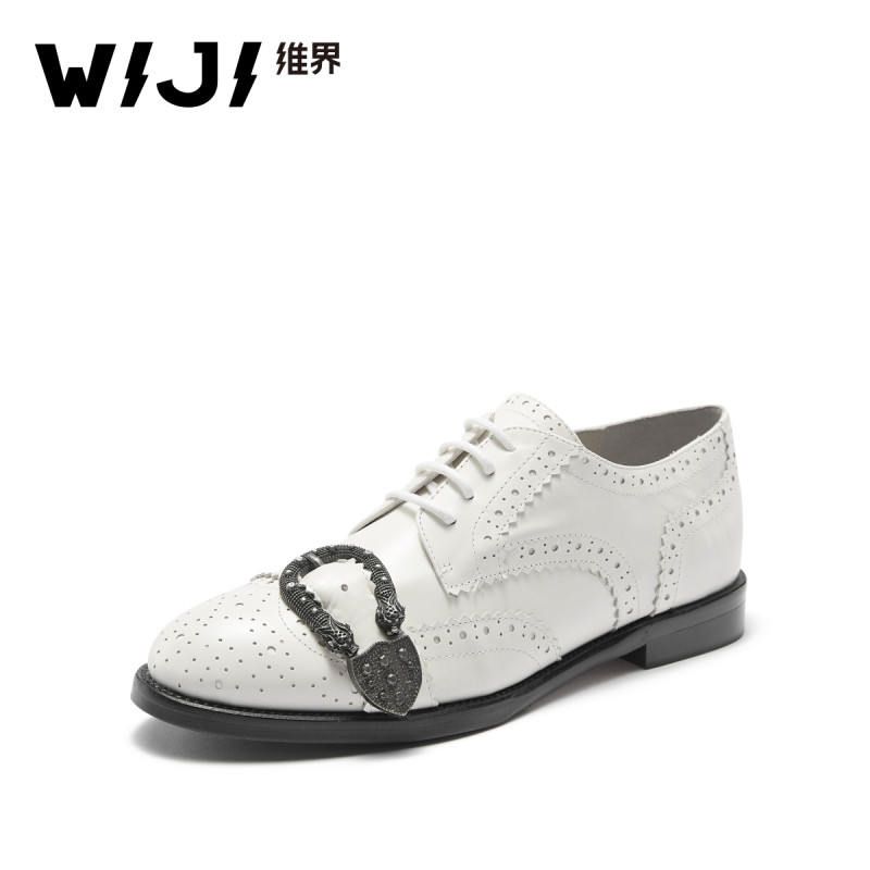WIJI2018春夏家新款尖头单鞋时尚潮流布洛克雕花女鞋胎牛皮小皮鞋 白色 39