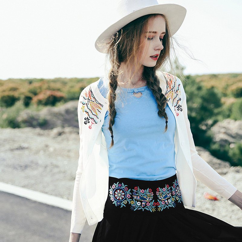 裂帛夏装新款刺绣单排扣薄开衫外套圆领长袖针织衫 M 白色