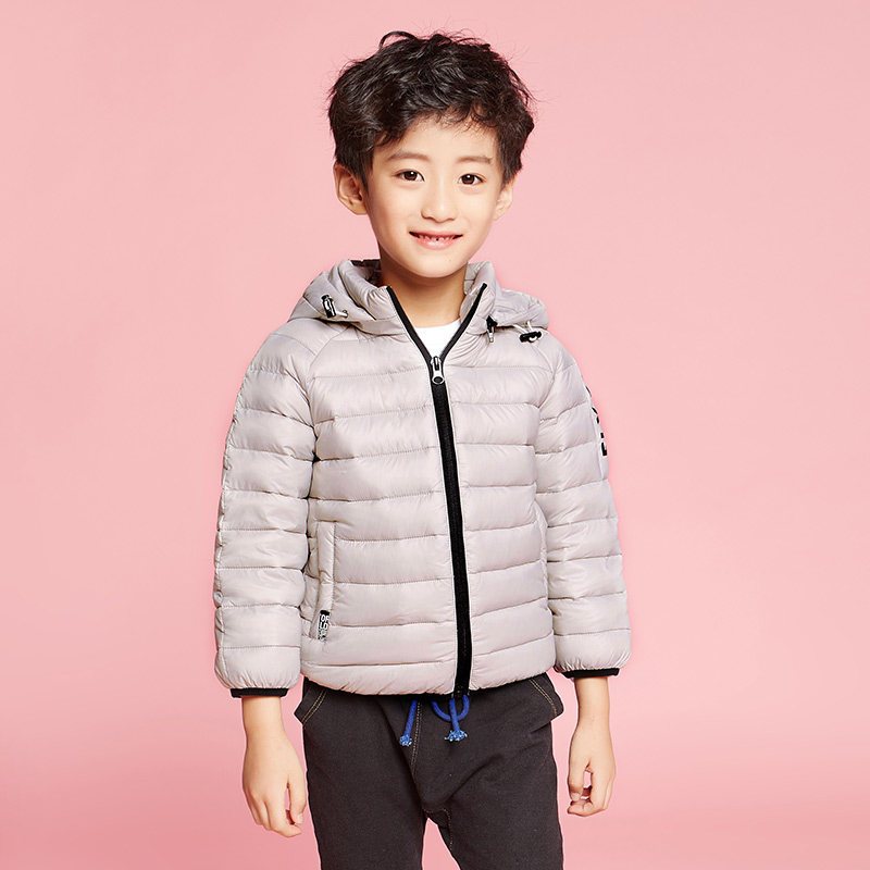 千仞岗2018春季新品童装羽绒服连帽字母印花短款保暖外套童229812 110cm 003水晶灰
