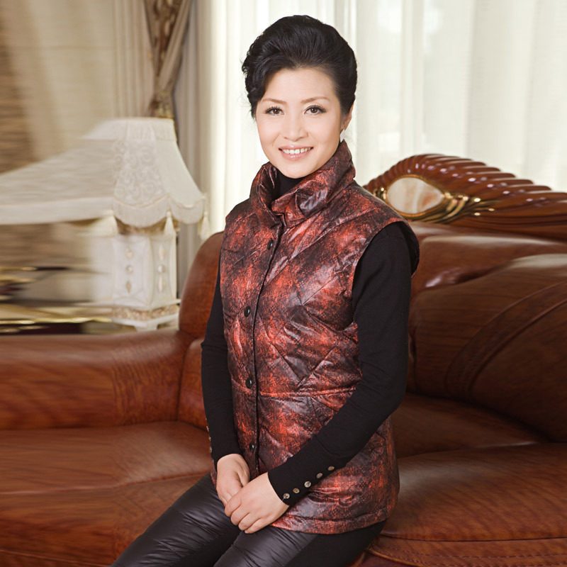 千仞岗女装羽绒背心复古菱格纹理立领中老年羽绒服马夹Q-1646 209橘黄 180/2XL