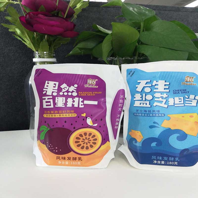 辉山芝士,百香果网红酸奶12袋*180克 包邮