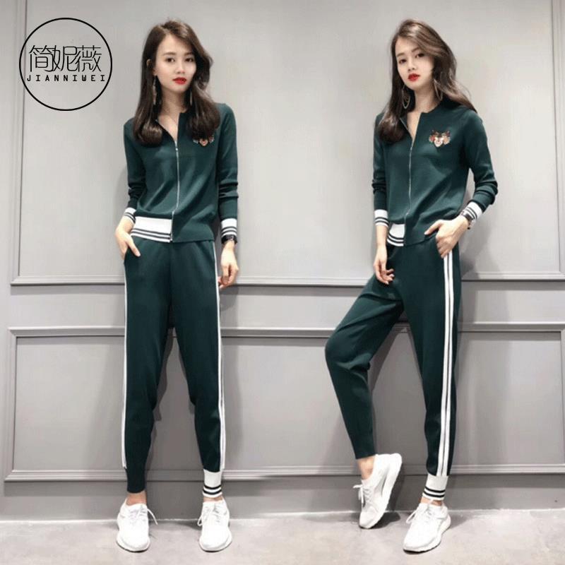 简妮薇(JIANNIWEI)休闲运动服套装女士2018秋季新款韩版修身显瘦长袖长裤两件套 6675墨绿色 S