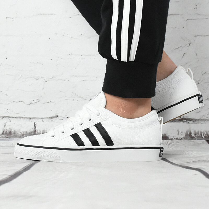阿迪达斯(adidas)男女情侣款2018秋季运动鞋缓震透气休闲鞋板鞋AQ1066/B37856 AQ1066（中性） 3.5（36码）