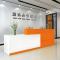简约前台接待台培训吧台咨询台公司烤漆前台桌定制转角柜台收银台_240_858 白色+橘色左高_人在里左高右低_180x60x100cm