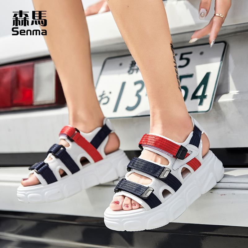 森马运动凉鞋女2019新款夏季百搭厚底时尚松糕增高学生版平底潮鞋_22_918 白/红/蓝 35