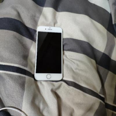 【爆款】Apple iPhone 8 64GB 银色 移动联通电信4G手机晒单图