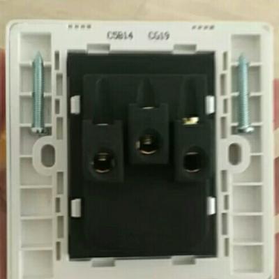 雷士照明NVC 悦静月白色带开关插座面板86型五孔二三插一开关双控电视电脑家用墙壁电源插座 二开双控开关 悦静C5系列晒单图