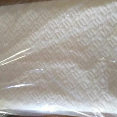 苏宁极物 泰国天然乳胶颗粒按摩护颈枕（加强礼盒装）晒单图