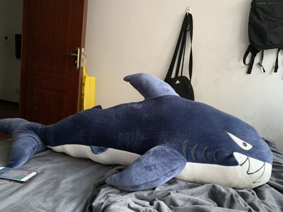 简童鲨鱼毛绒玩具可爱睡觉抱枕长条枕头儿童男孩大白鲨布娃娃玩偶生日礼物 深蓝色 80cm晒单图