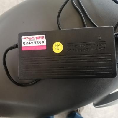 爱玛原装电动车电瓶充电器48V12AH60V20AH72V30AH36V原厂正品艾玛 爱玛48V20AH通用T孔晒单图