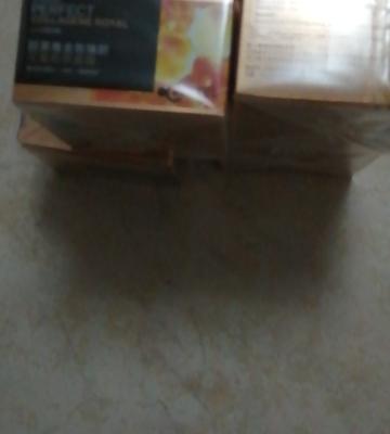 欧莱雅小蜜罐金致臻颜花蜜面霜补水滋润抗皱抗初老30ml*2轻盈保湿版油皮面霜 滋润版30ml*2晒单图