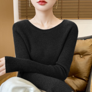 一线成衣针织衫24秋冬新款女士宽松纯色百搭圆领修身针织打底毛衣