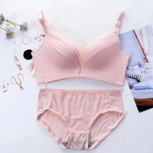 秋冬新款性感内衣女无钢圈文胸套装舒适聚拢小胸调整型收副乳胸罩_1