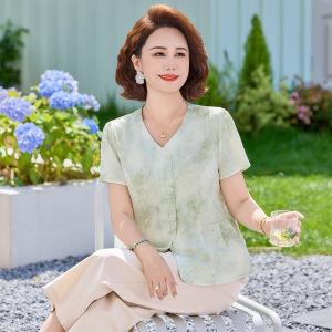 夏日短袖妈妈装薄开衫女40-60岁中老年女士休闲上衣气质夏装50岁