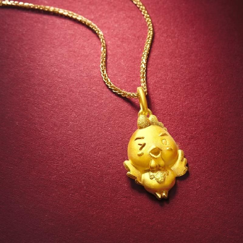 【新品】周大福生肖鸡一飞冲天黄金吊坠(工费:48计价) f200637