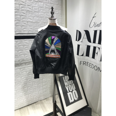 薇侣2017新品秋冬新款PU皮皮衣女短款棒球服女士机车修身彩色鲨鱼夹克外套