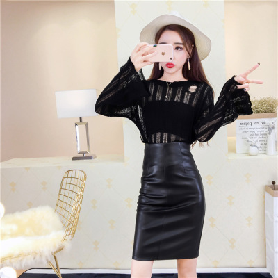 薇侣2017新品初秋新款纯色透视镂空针织衫+开叉皮包裙套装女