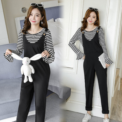 实拍新款孕妇背带裤套装孕妇纯棉条纹T恤+背带裤两件套