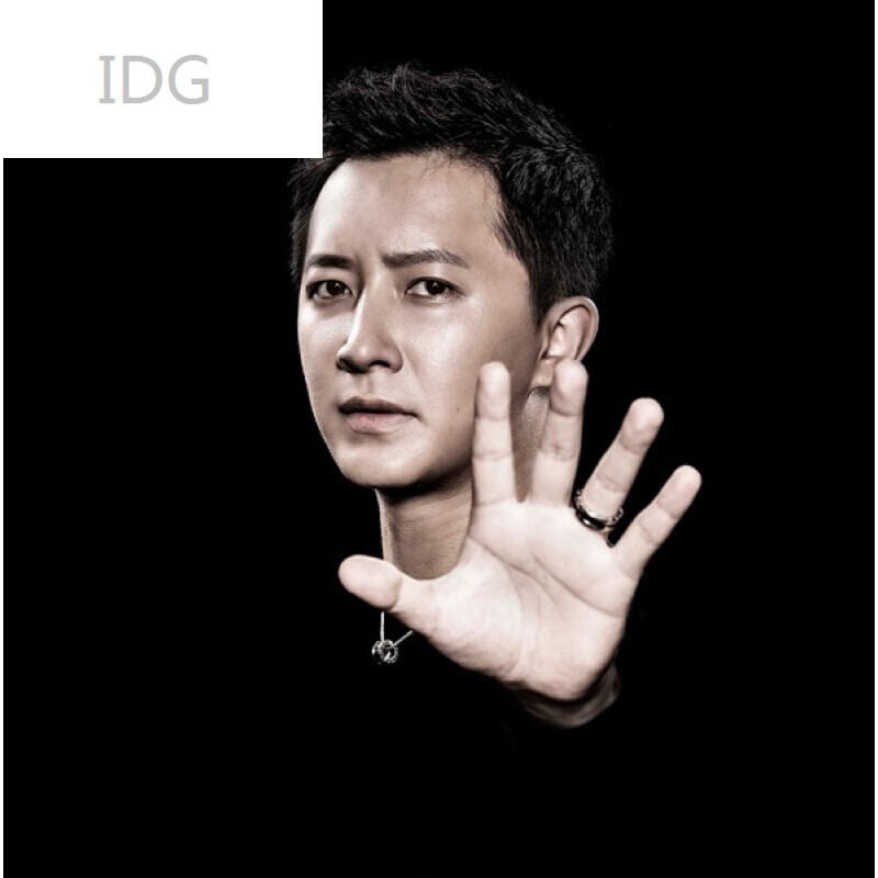 idg慈善款小红人戒指情侣对戒钛钢不褪色窄版黑陶瓷男女韩版同款七夕