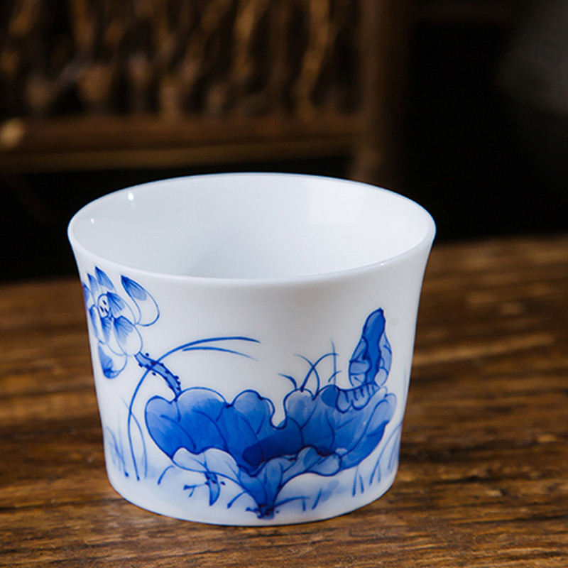 景德镇手工陶瓷品茗杯个人杯 手绘青花功夫茶具小茶杯单杯主人杯 荷花