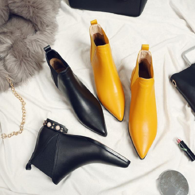 欧洲站秋冬新款短靴女低跟裸靴子尖头女鞋平跟粗跟马丁靴