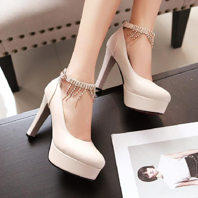 秋季新款圆头韩版一字扣带单鞋粗跟超高跟水钻流苏伴娘鞋婚鞋