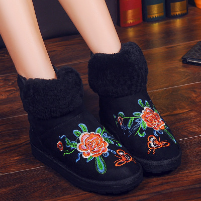 冬季新款雪地靴女短筒加厚棉靴保暖靴平底复古刺绣花靴民族风