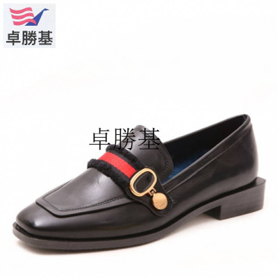 韩版冬季单鞋女皮带扣方头粗跟高跟鞋女中跟英伦学生加绒女鞋