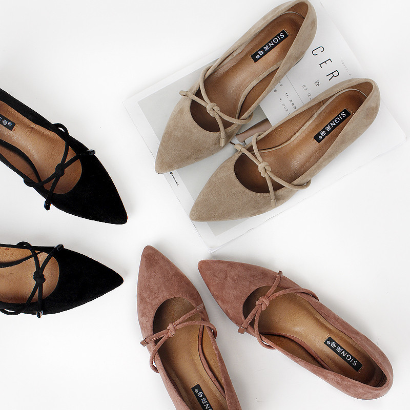 美迹2017秋季新款尖头粗跟单鞋女百搭浅口中