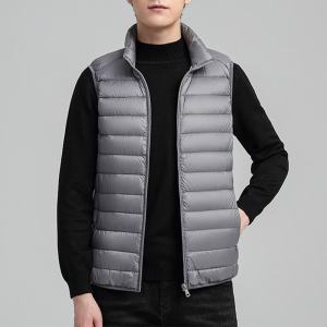 啄木鸟轻薄羽绒服马甲男士冬季2025新款白鸭绒立领保暖坎肩背心K